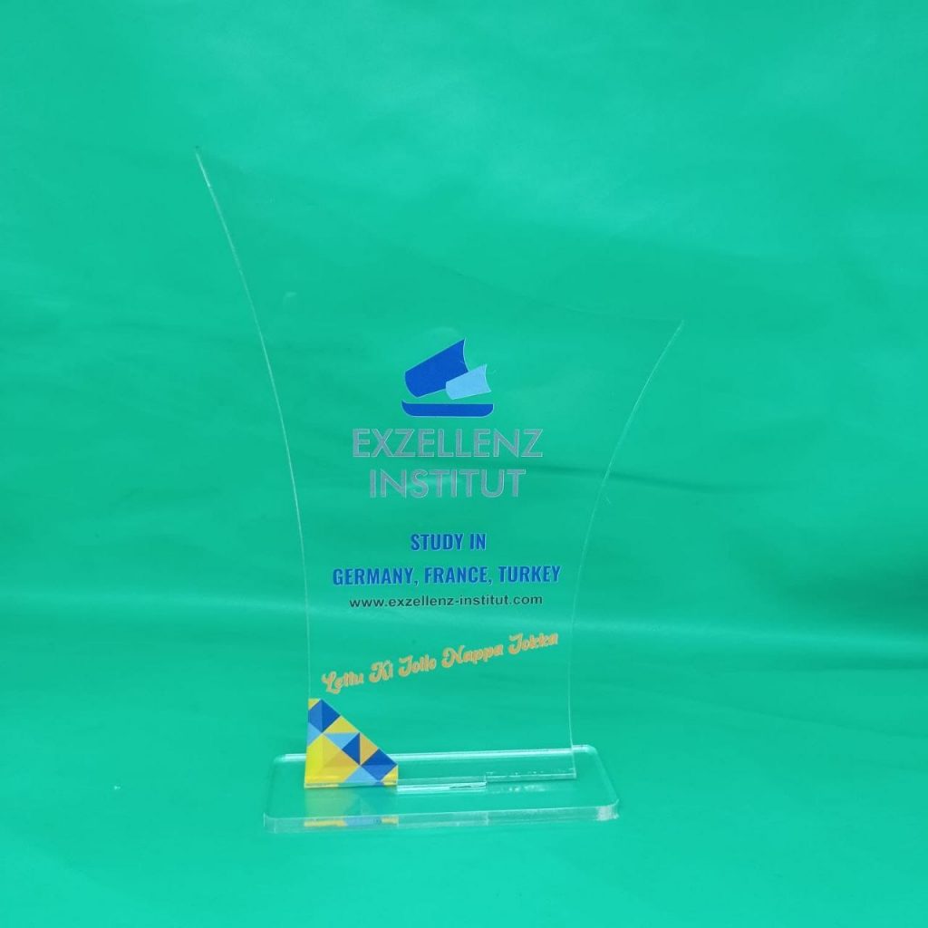 Grosir plakat acrylic Malang