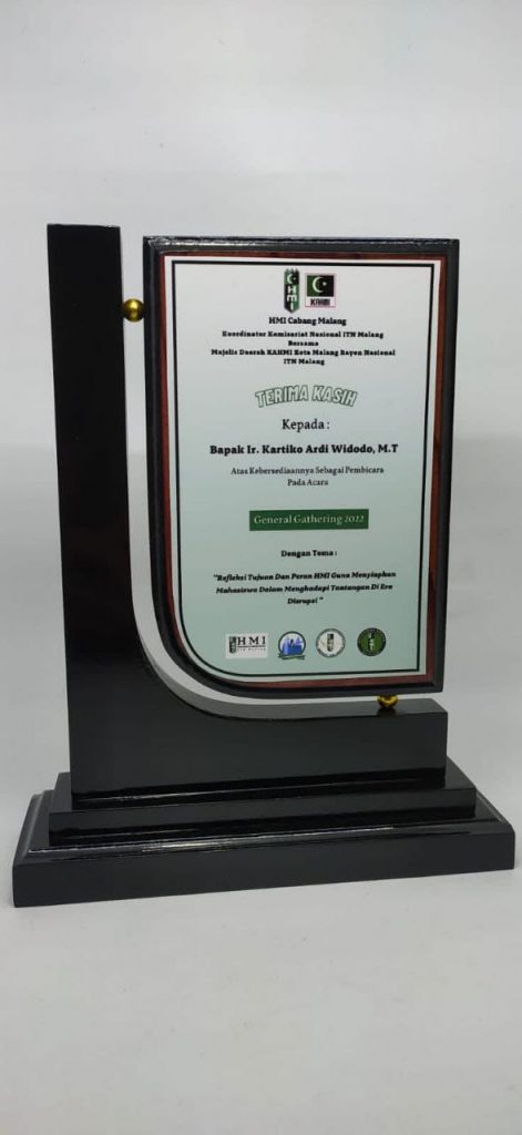 Plakat Kayu Unik Gresik